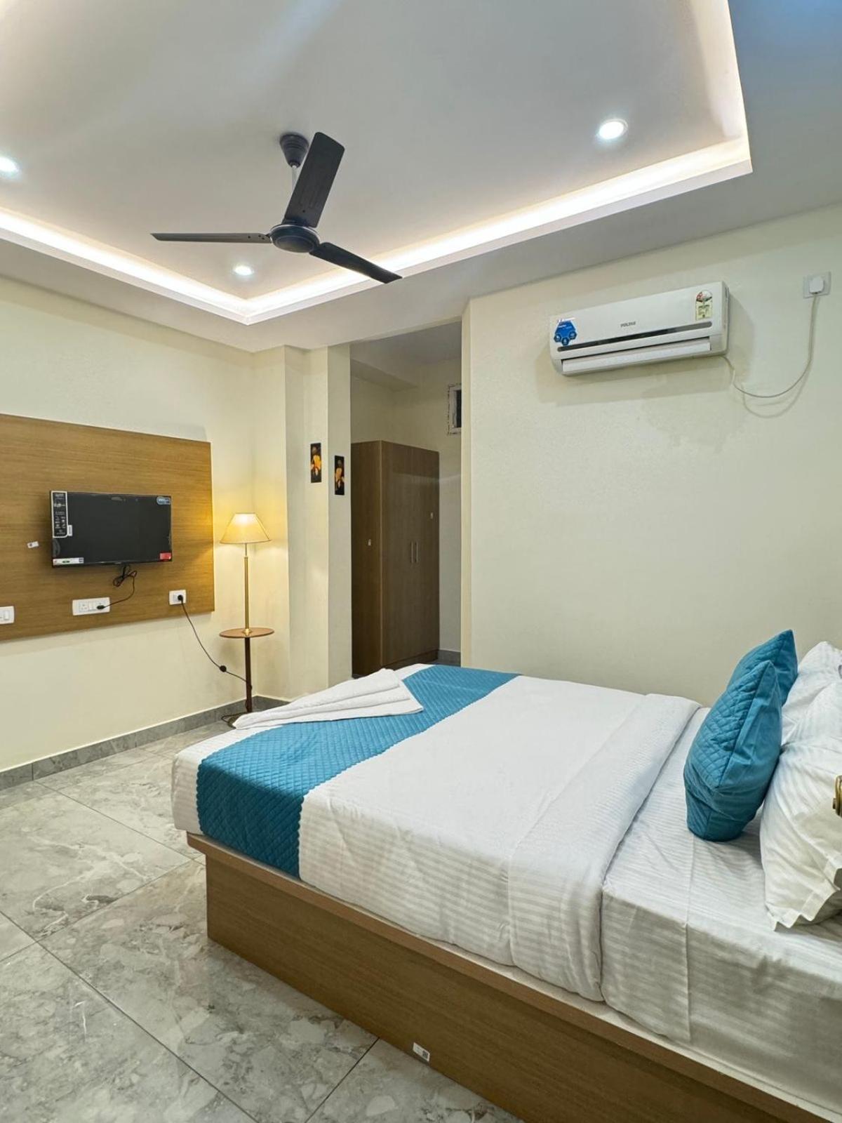 Hotel Boss Palace Mysore Eksteriør bilde